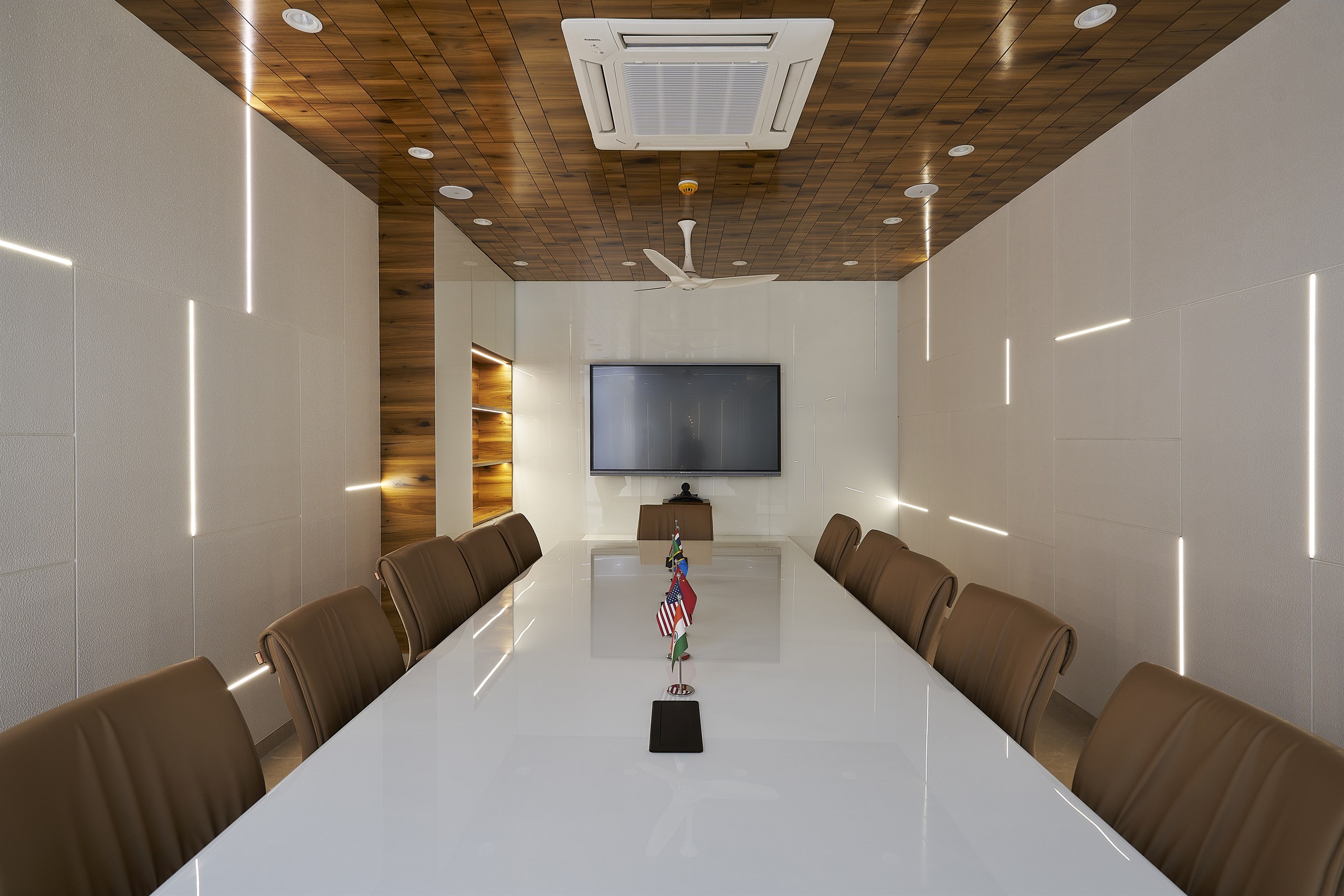 Contemporary Office Styling Curation